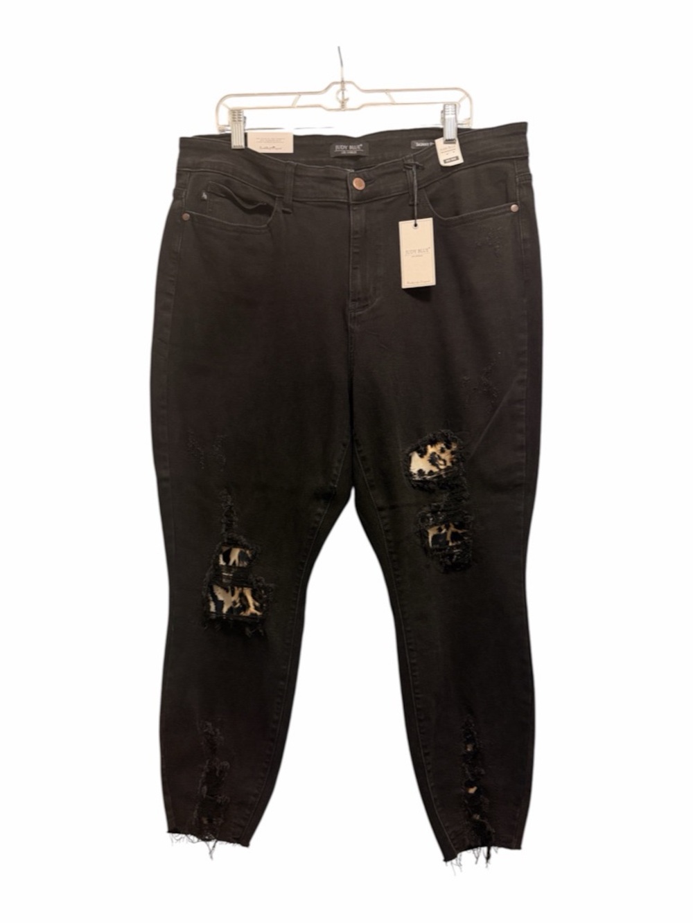 NWT Judy Blue Distressed Leopard Patch Skinny Jeans - 20W